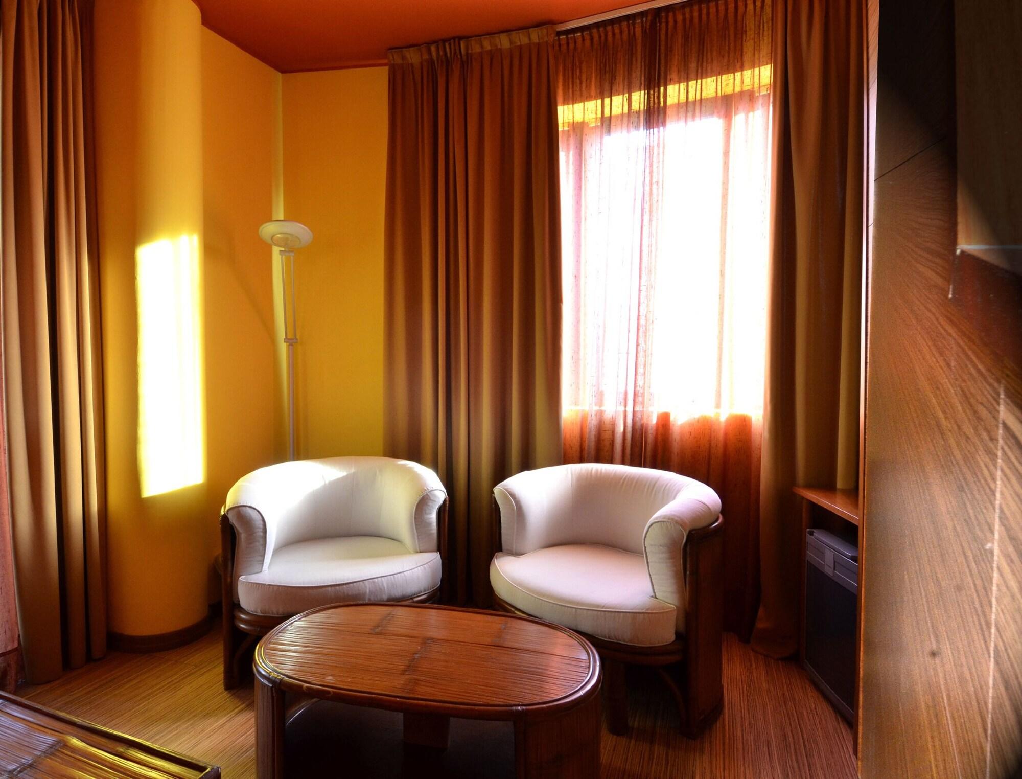 Welcome Hotel Legnano Exterior foto