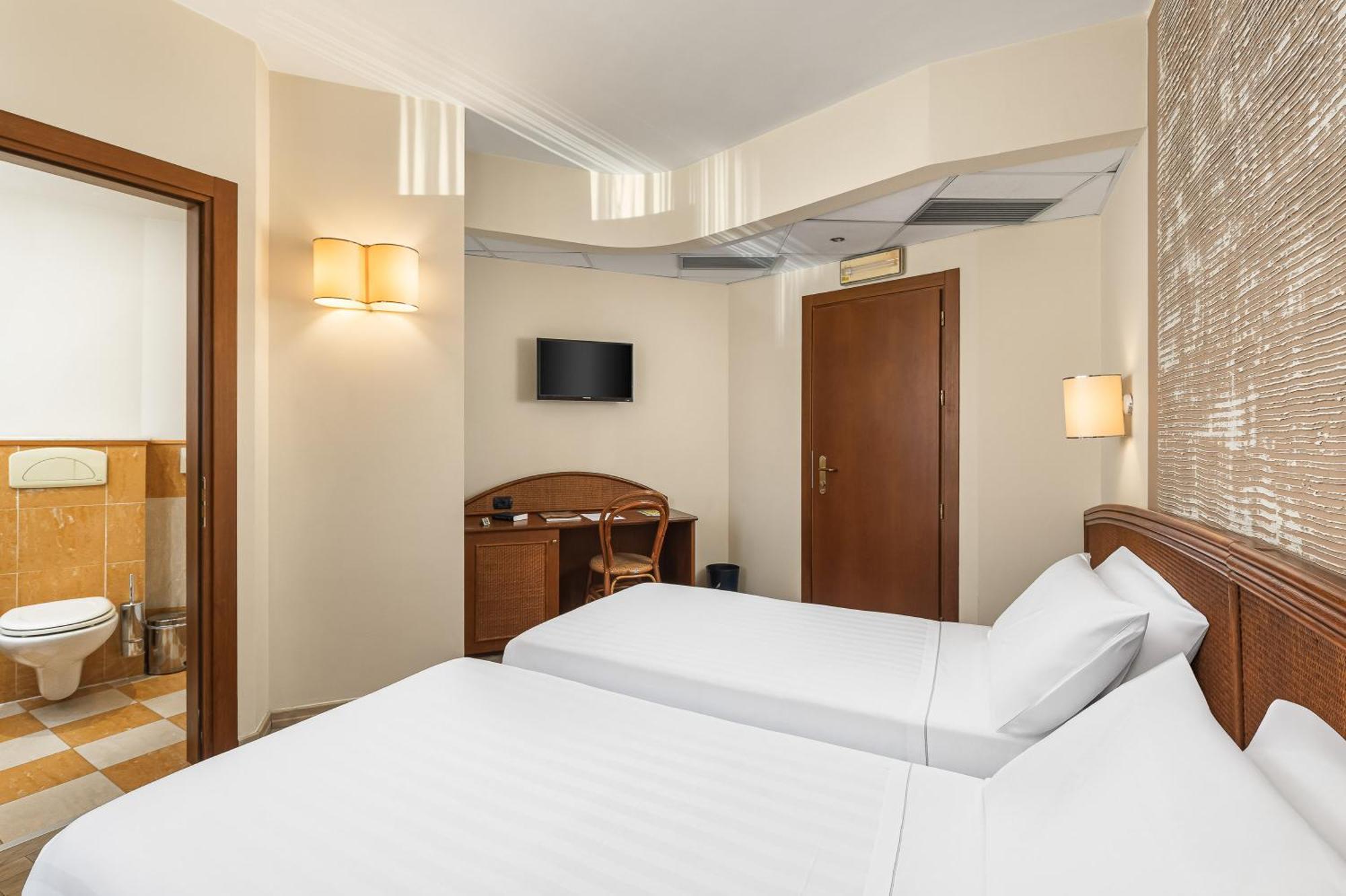 Welcome Hotel Legnano Quarto foto