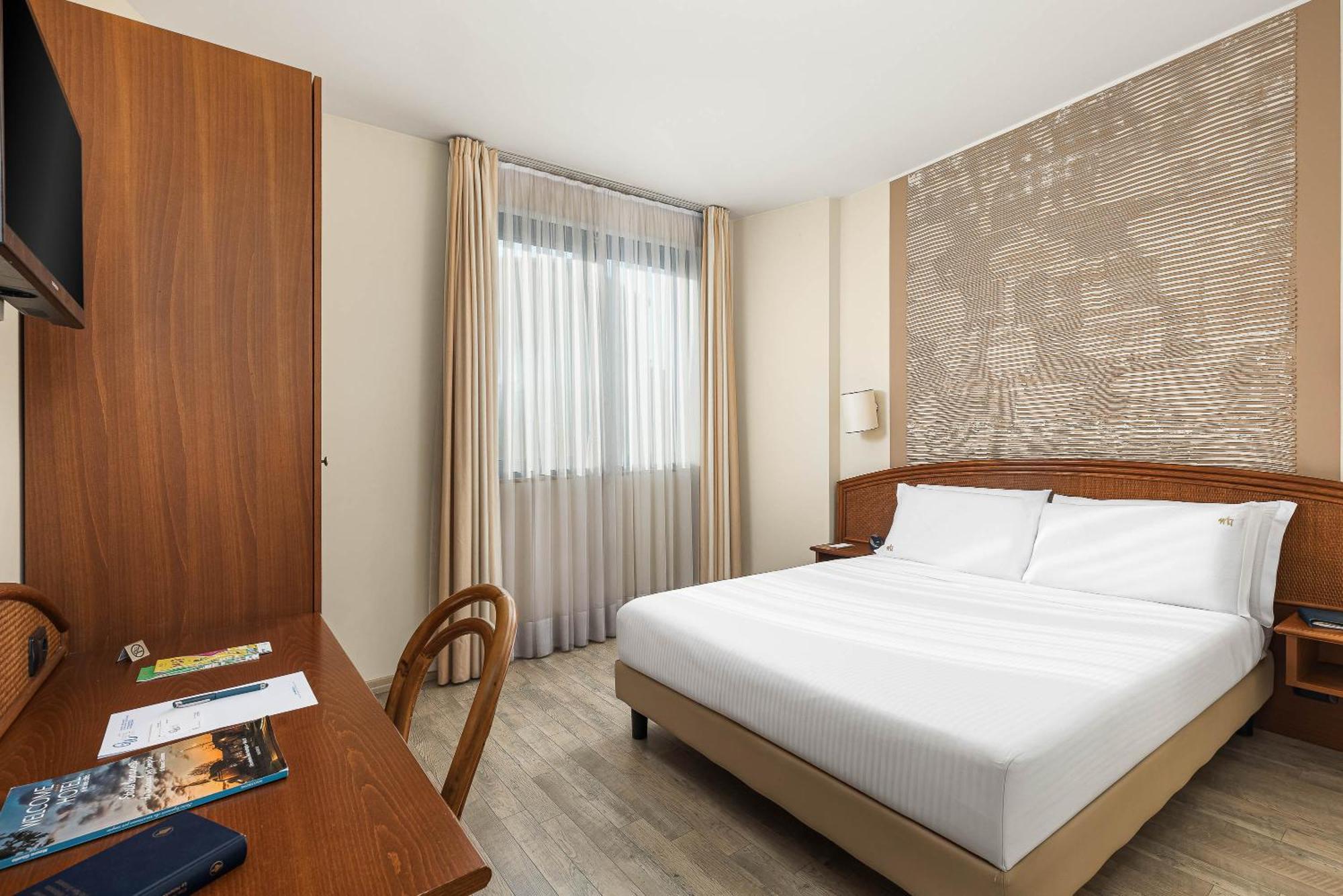 Welcome Hotel Legnano Exterior foto